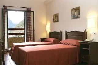 Rural Mirasierra 3*